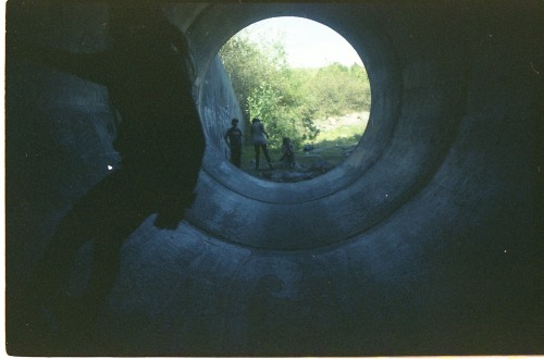 jeezlouisephotos:full pipe sesh with some rad chicks