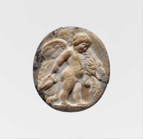 met-greekroman-art:Glass cameo: winged ErosGift of J. Pierpont...