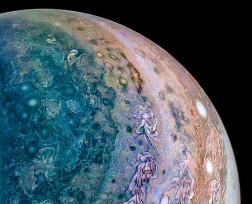 astronomyblog:This image of Jupiter was taken by Juno on...