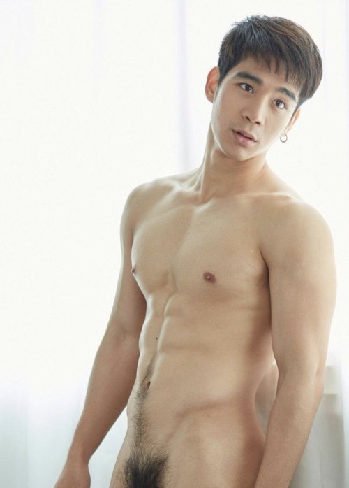 onlyasianhunks:Earl Nontapak@2