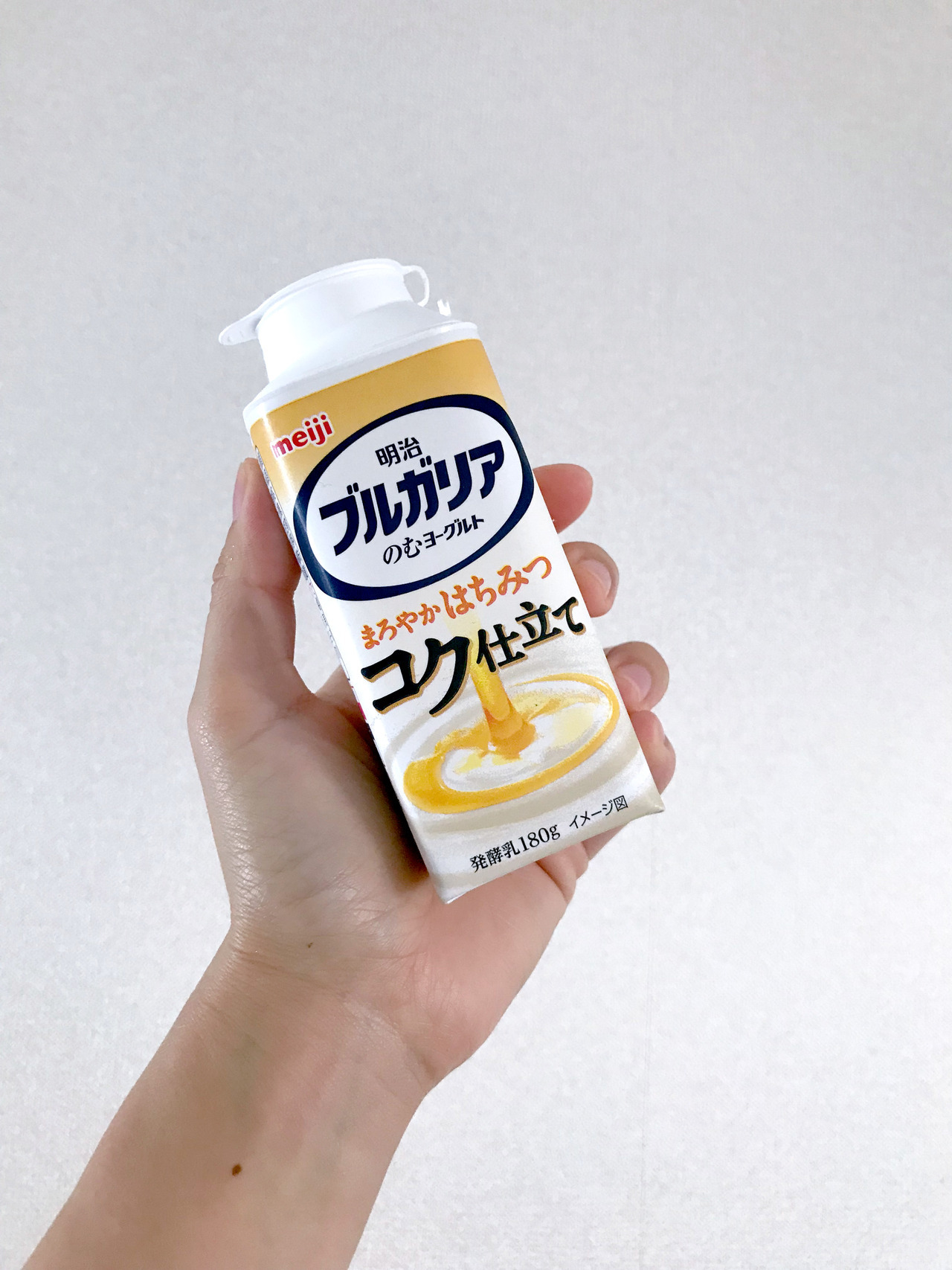 Yoghurt 明治 ブルガリアのむヨーグルト まろやかはちみつ コク仕立て おおお めっちゃ蜂蜜