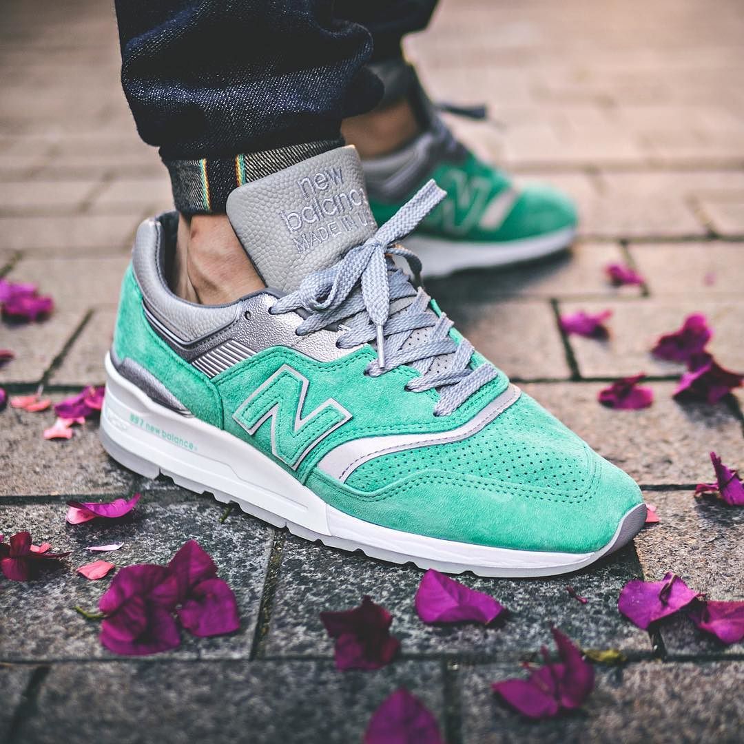 new balance 997 mint