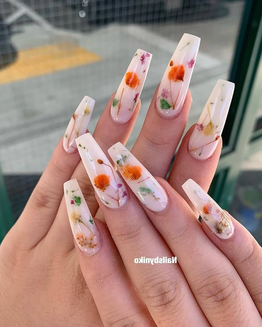 angel nails, love nails, fashion, ootd, share These Nailsnailsvibez  By nailsbyniko 