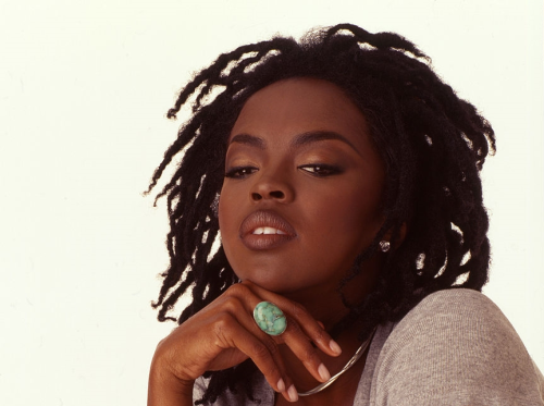 flyandfamousblackgirls:Lauryn Hill (1998)