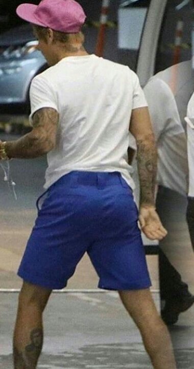 bromancebooty:Justin Bieber has a nice fuckin ass