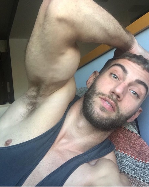 men's armpits