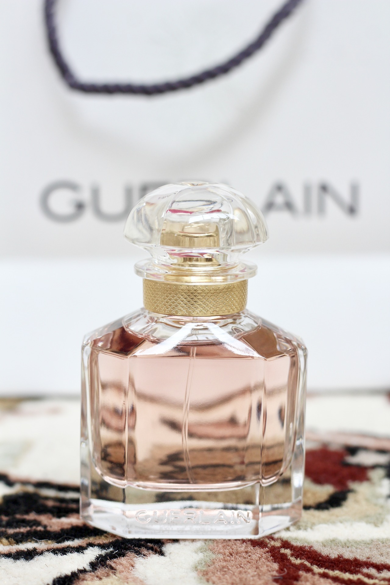 Guerlain perfume mon Mon Guerlain