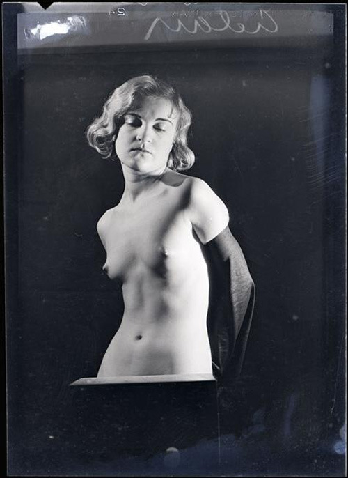 my-secret-eye:Man Ray, Nude Torso, 1930