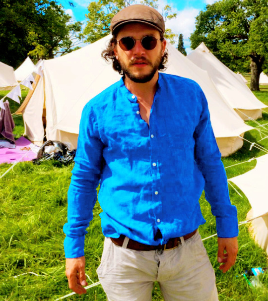 kit harington shirt