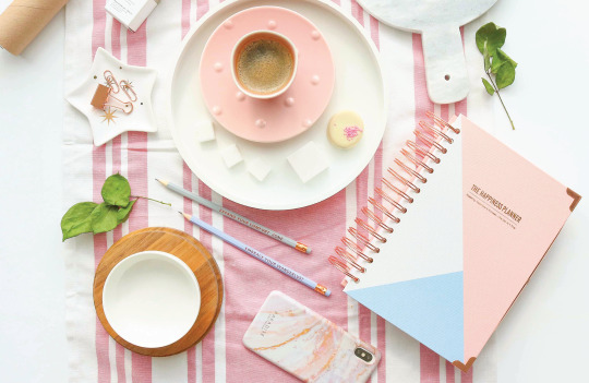 20 HABITS OF HAPPY PEOPLE YOU SHOULD ADOPT
