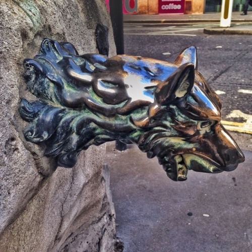 historylondon:The #wolf head tap at #Aldgate Pump - supposed...