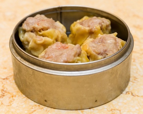 everybody-loves-to-eat:Dim SumDim sum is a style of Cantonese...