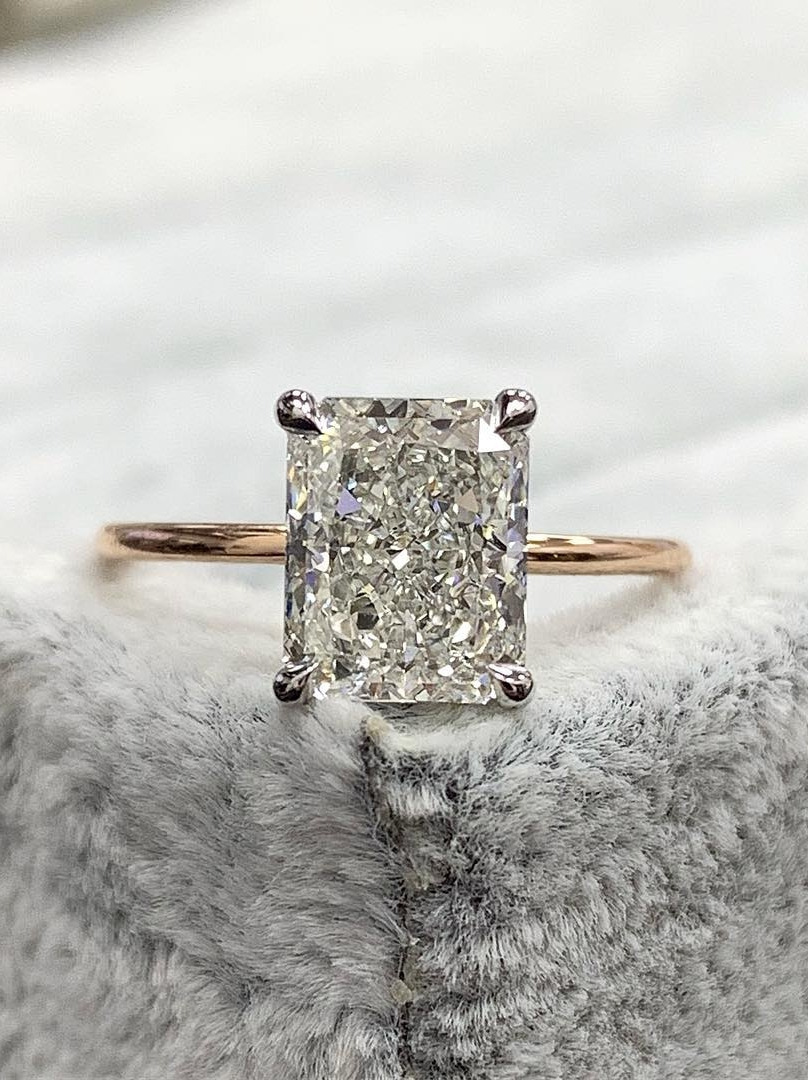 stylish, my style, love, yorkfashion, link A timeless ring for your eternal love. Go radiant now? Wait for yor answer in comments..Ringby hamradiamonds , ring , rings , whitegold , instajewelry , jewelryaddict , diamonds , ringbox , yellowgold , gold , diamondring , engagementring , engagementrings , ringbling , fashionjewelry , jewelry , diamond , princessring , platinum , weddingringbox , weddingband , showmeyourrings , ringselfie , ringselfies , eternityband , eternityring , solitairering , instaring , 