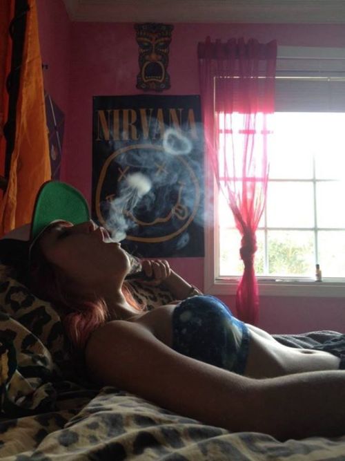 weed girl on Tumblr