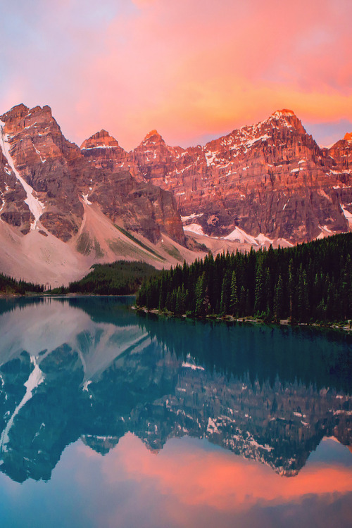 phantastrophe:Moraine Lake, Canada | Photographer: Garrett...