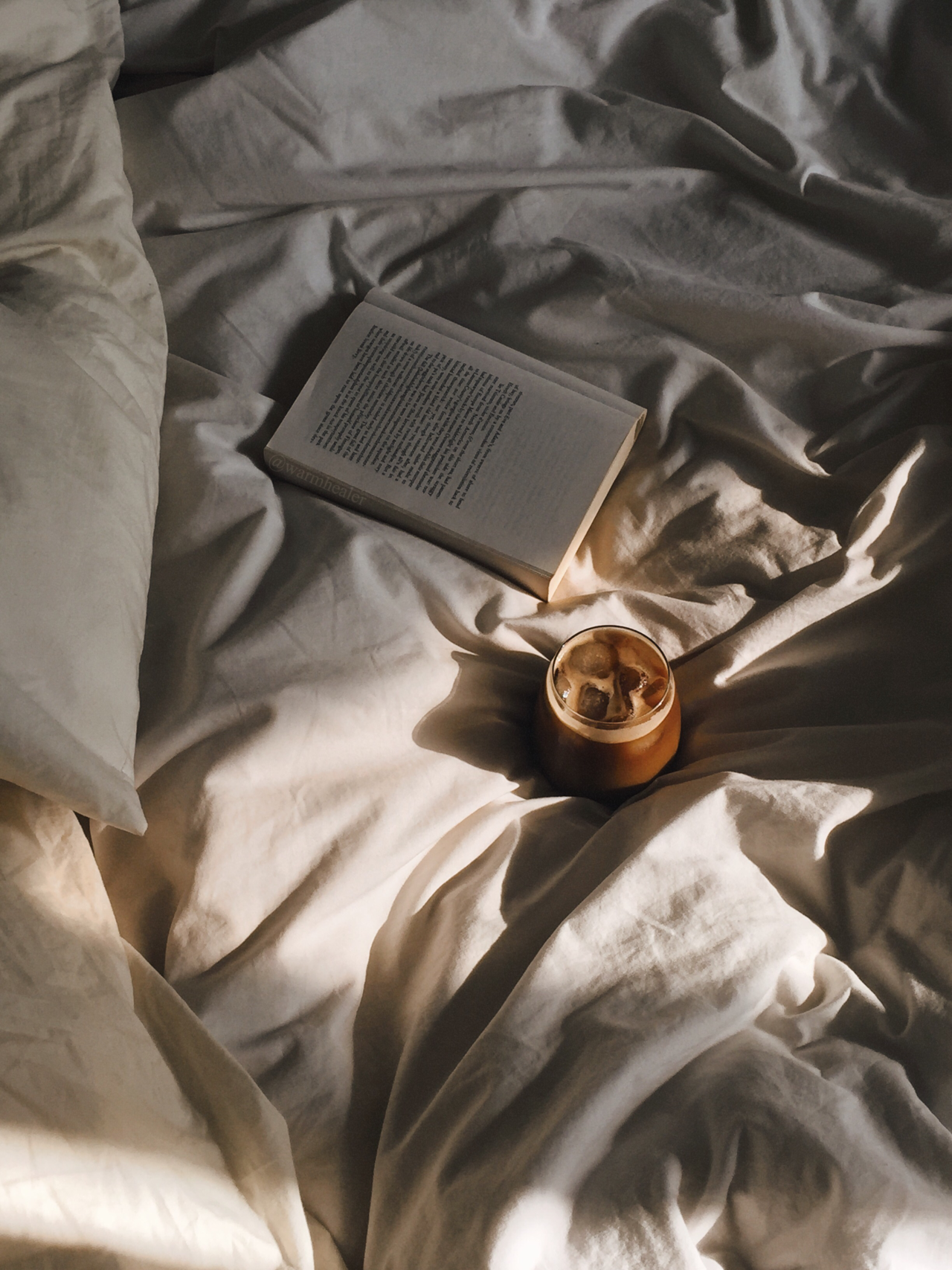 warmhealer:
â€œSorry posting has been sporadic â€“ I am struggling with things at the moment. Autumn mornings have been one of many small refuges, watching the sunrise from bed with coffee and Finnegans Wake.
â€