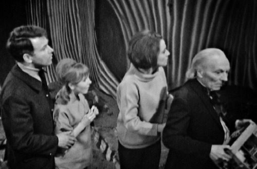 unwillingadventurer:One era TARDIS family weekend. Sat 21st-...