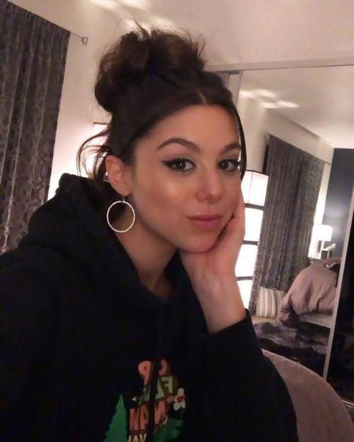 kira kosarin on Tumblr