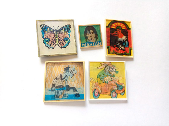 Set of five lenticular (flicker picture) vintage pins (buy here)