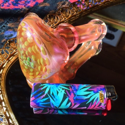 mittentroll:this pipe was too pretty to pass up~