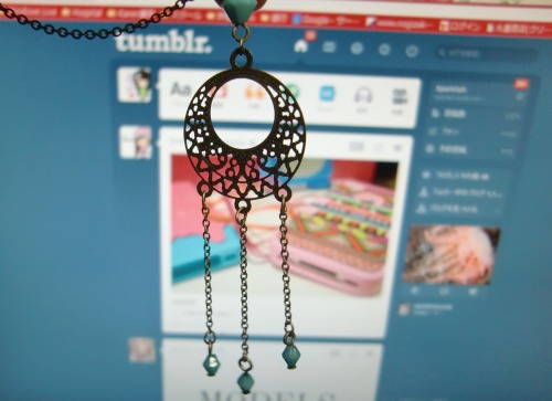 sparklish: Hi, this is my necklace and my dashboard♥Please...