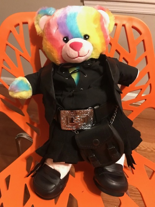 teddy bear wearing a kilt