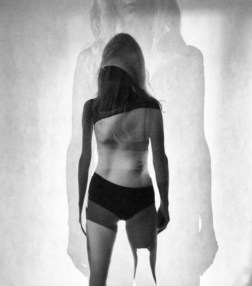 self portrait bnwphotography małgorzata sajur isel