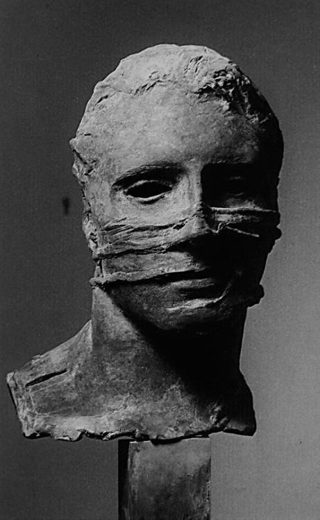 europeansculpture: Igor Mitoraj (1944-2014)- Tête, 1985