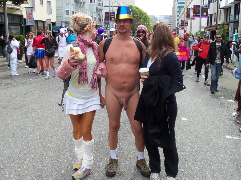 Tumblr Nude Bay To Breakers Cfnm Sexy Babes Naked Wallpaper
