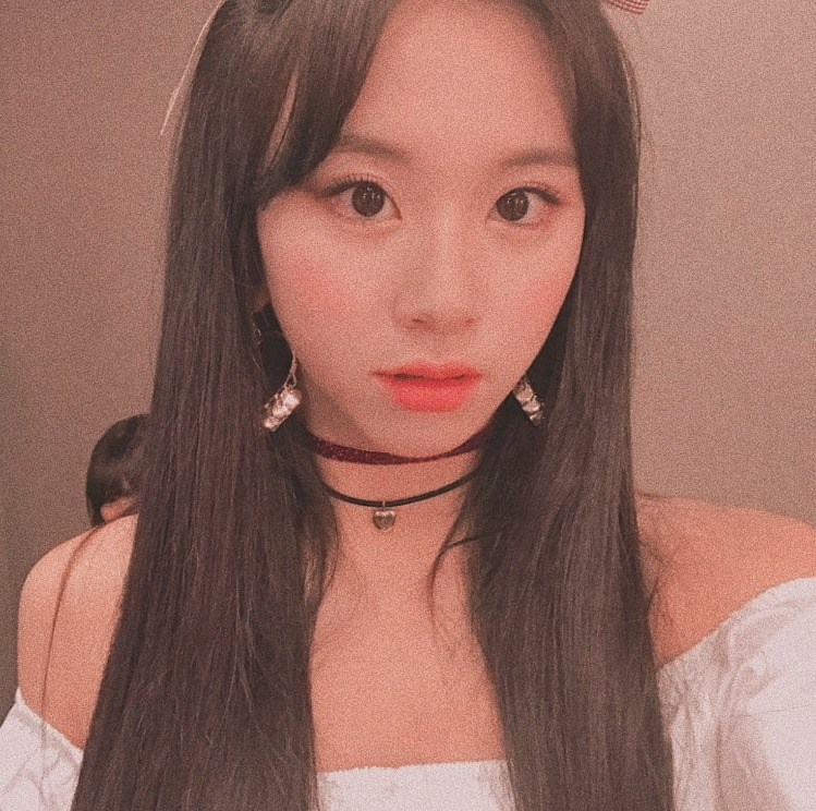 bunny. — ﹏ Son Chaeyoung; TWICE ㅡ Icons ↳ if you save;...