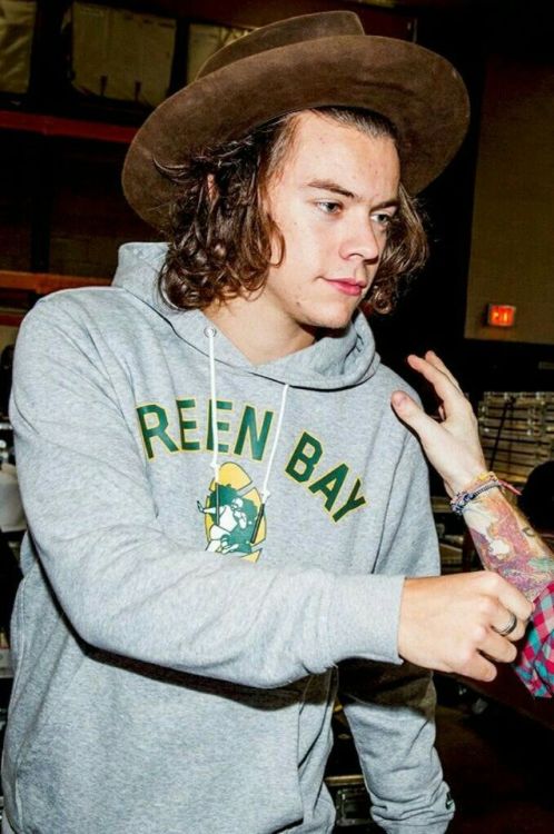 harry styles packers shirt