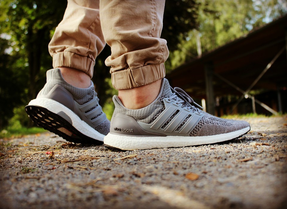 gray ultra boost 19