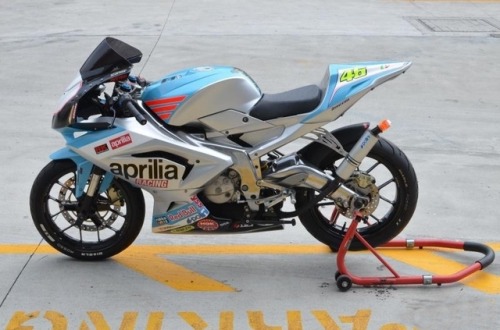 racingbikesarchives:Aprilia RS 125 