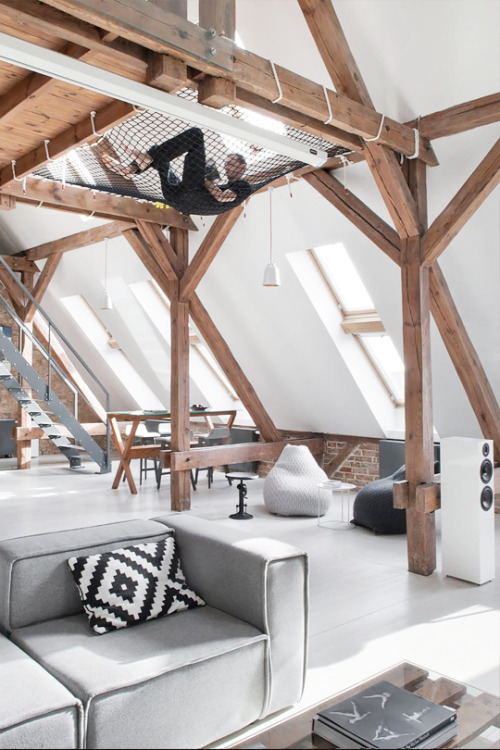 cknd:Poland Based Loft | CKND