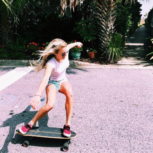 x-skatergirls:Photo credit : Unknown