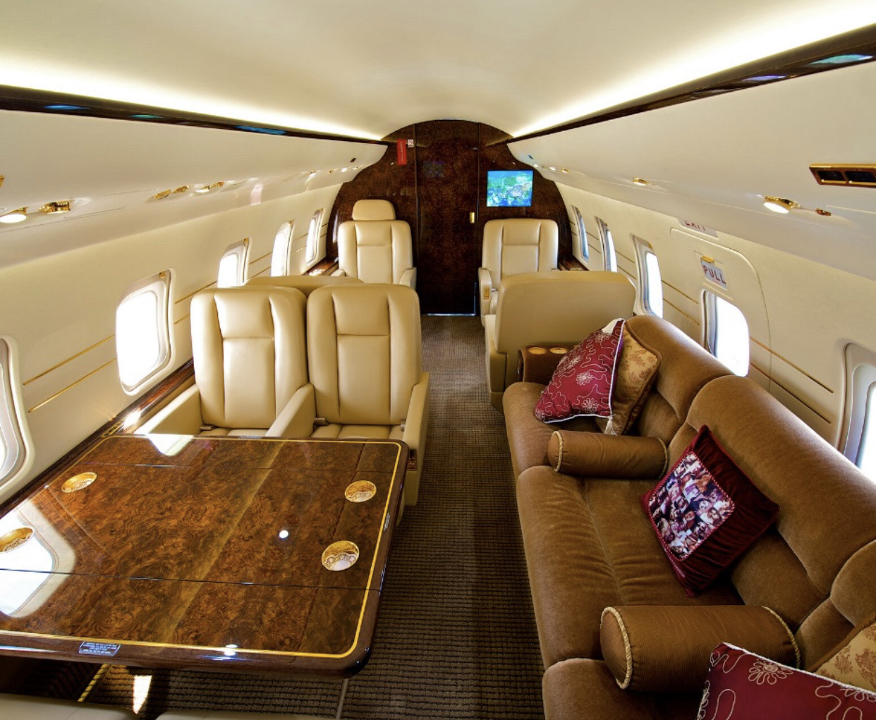 LibertyJet.com — What is the Hawker 4000, AKA the Hawker Horizon?...