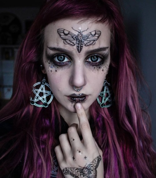 Me wearing the Black Agate Pentagram Earrings from #vespermoth...