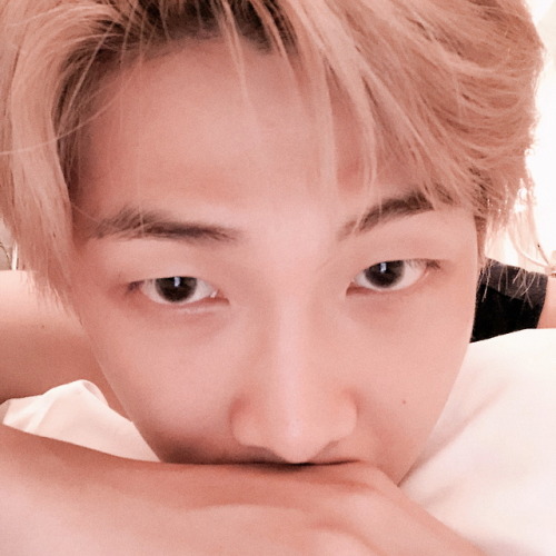 anpanablog:♡ゞ… namjoon soft iconslike or reblogᵎᵎ© chimblog