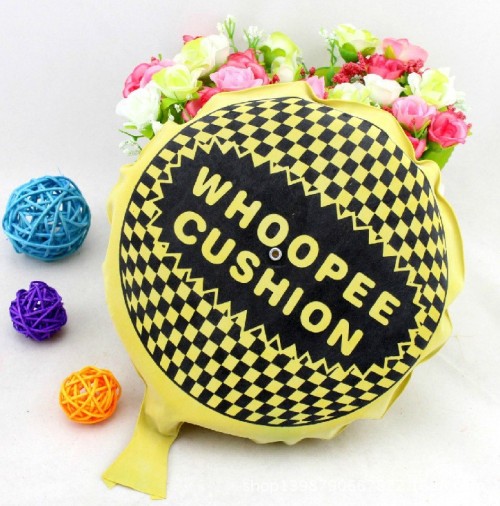 1 bag Whoopee Cushion Stink Bombs Jokes Gags.One-off 9cm.Stinky...