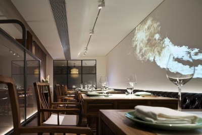 Sheng Yong Xing Roast Duck Restaurant / Tanzo Space Design