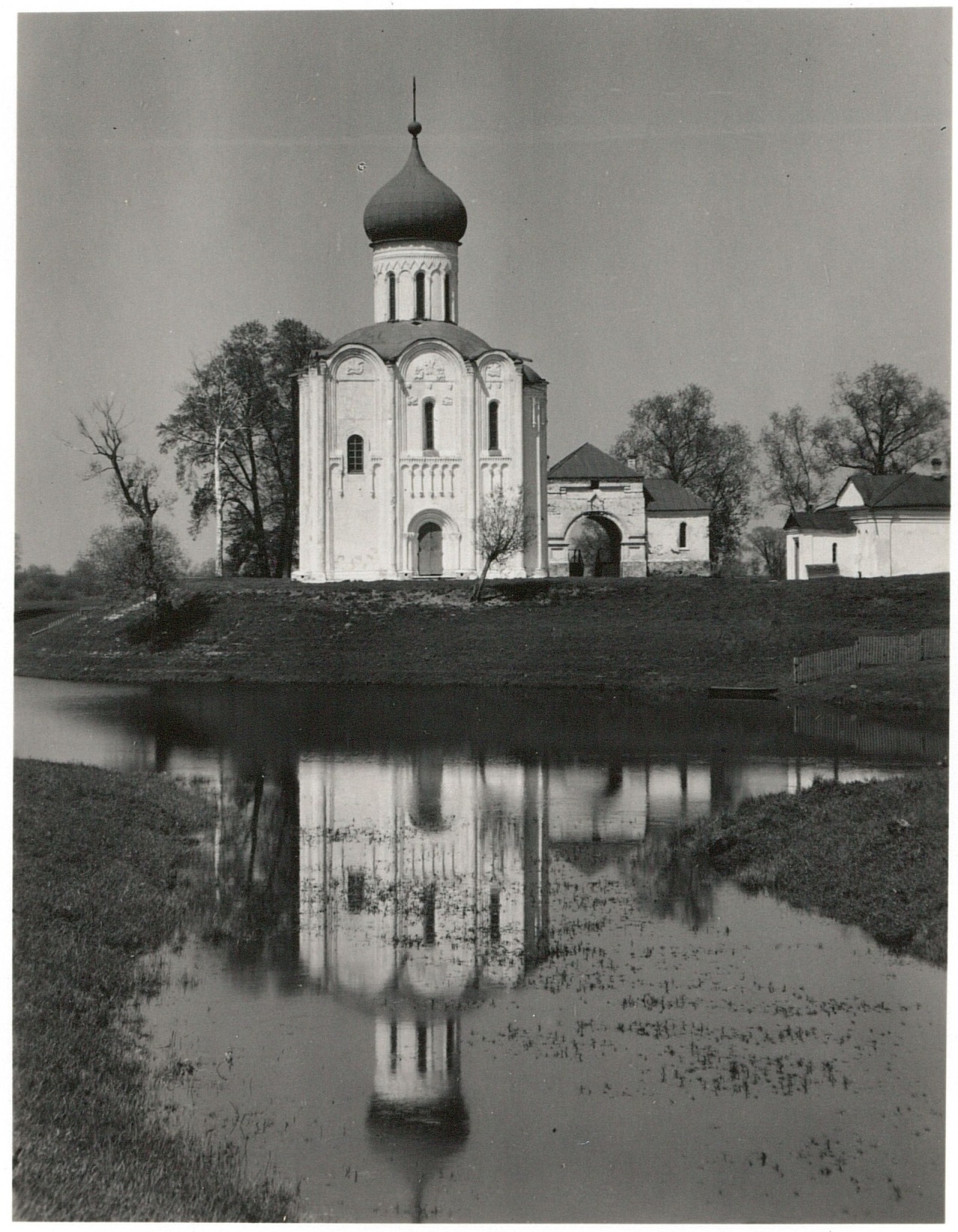 Church of the Intercession on the Nerl in Vladimir Oblast. Photo by Gherman Grossman (1958)