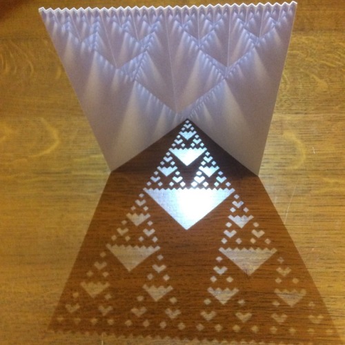 polyhedronguy:This is another fractal card that I have made,...