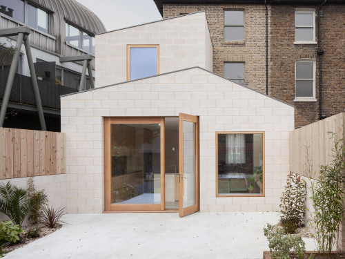 kazu721010:Private house in Peckham / Al-Jawad PikePhotos ©...