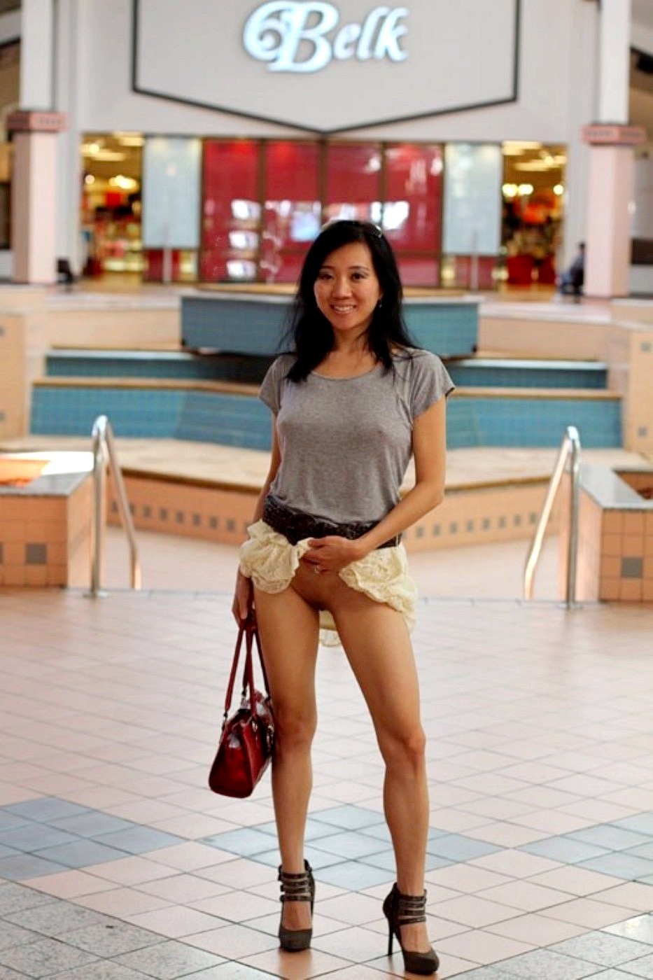 Upskirts at the mall