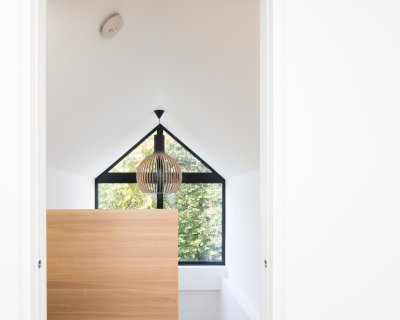 Victorian Loft Conversion / A Small Studio