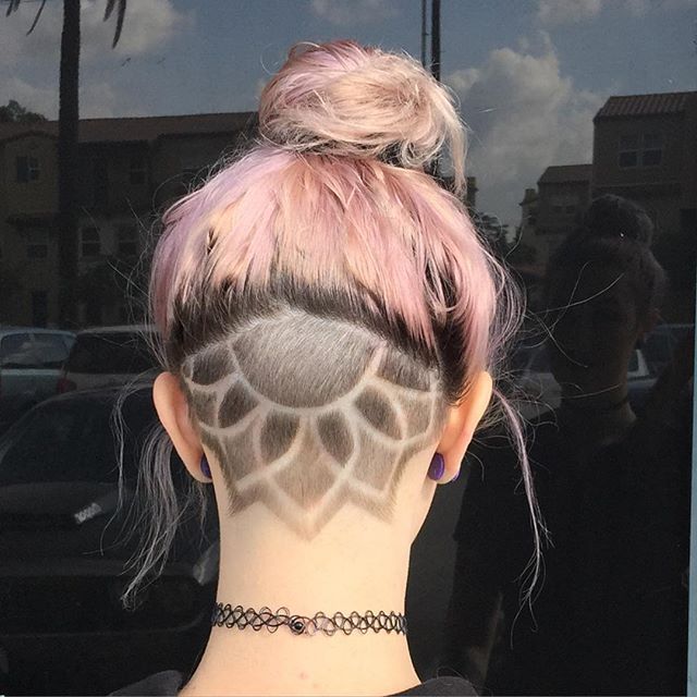 Rad undercut with a lotus design done by @chakaelbarbero!