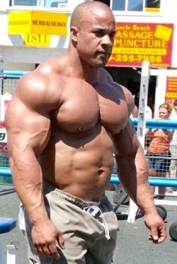 @I Love Huge Muscles