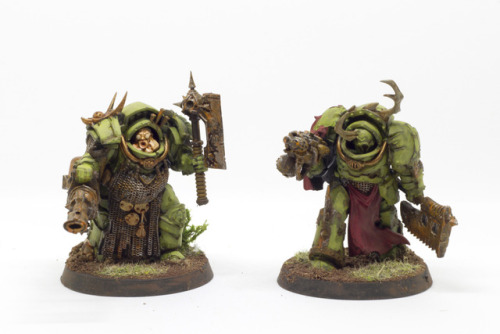 chains-and-charcoal:Finally finished my Nurgly men, one year...