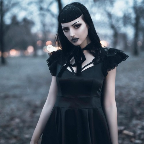 Model: Obsidian KerttuWelcome to Gothic and Amazing...