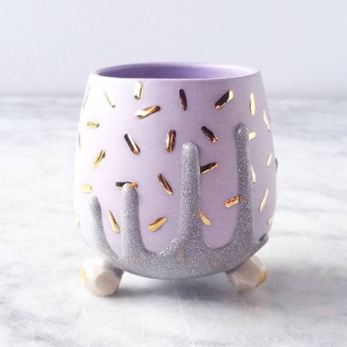 sosuperawesome:Glitter Mugs, by Katie Marks on EtsySee our...